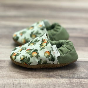 Trendy Baby Moccasins - Peaches