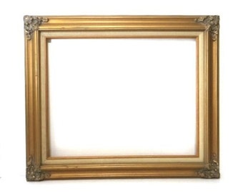 Vintage Ornate 16x20 Gold Wood Frame 25-inch Gilded Fancy Frame Baroque Art Wedding Frame Midcentury Gallery Wall Frame No Glass