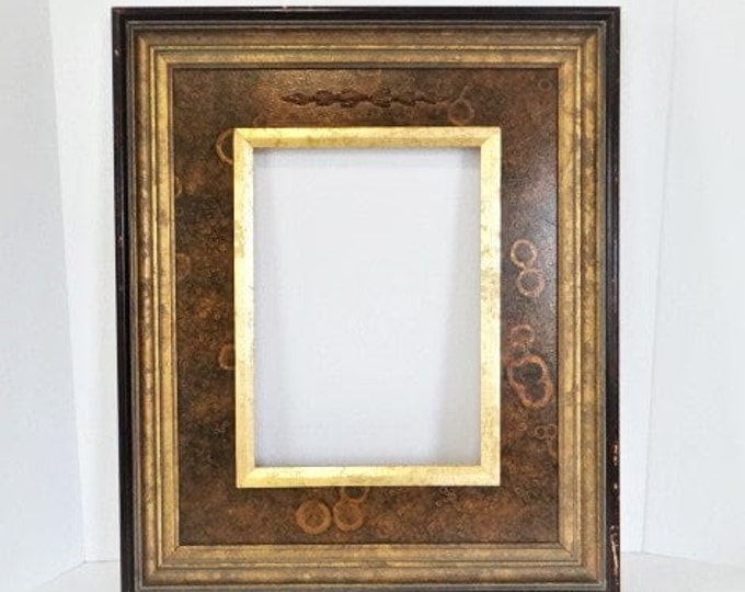 Large Vintage Gold Frame 22 Inch Wood Frame Gold Gilt Picture Portrait