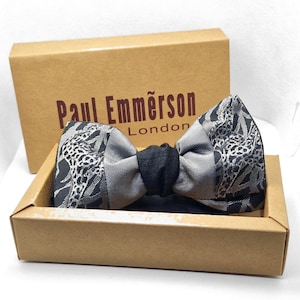 Giraffe Silk Bowtie: Elegant Black & Grey, Hand-Printed - South Africa