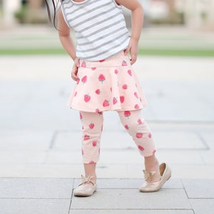 Roxie&#39;s Skirted Leggings. PDF sewing pattern for toddler and girls 2t-12 with projector file.