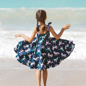 Lana&#39;s Tie Strap Swing Top & Kleid. PDF Schnittmuster für Mädchen Größen 2t-12