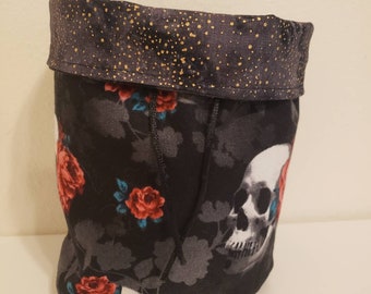 Skull and rose drawstring bag