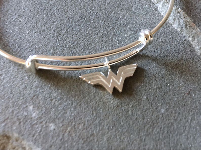 Wonder Woman Sterling Silver Gift Set, DC Comics, Geek Girls, Gifts for Comic Book Nerds, Womens Accessories image 4