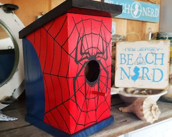 The Spidey House: Spiderman Birdhouse
