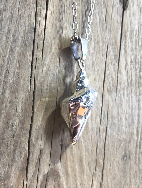 Vintage Seashell Pendon