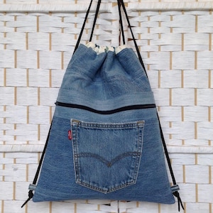 Sac à dos à cordon en denim recyclé, sac durable, sac en jean recyclé, sac à dos fait main, sac de festival, sac de vacances, cadeau étudiant