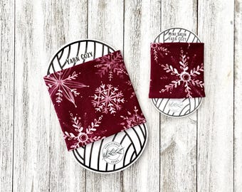 Yarn Cozy, Winter, Snowflakes, Falling Snow, Yarn Hug, Yarn Cake Holder, Skein Coat, Yarn Management, Yarn Organizer, Cake Cozy, Accessory