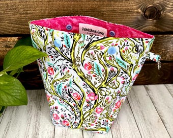 Small Project Bag, Sock Knitting Bag, Sock Sack, Summer Project, Snap Top, Crochet, Tula Pink, Summer Sock Knitting, Trees, Branches, Eyes