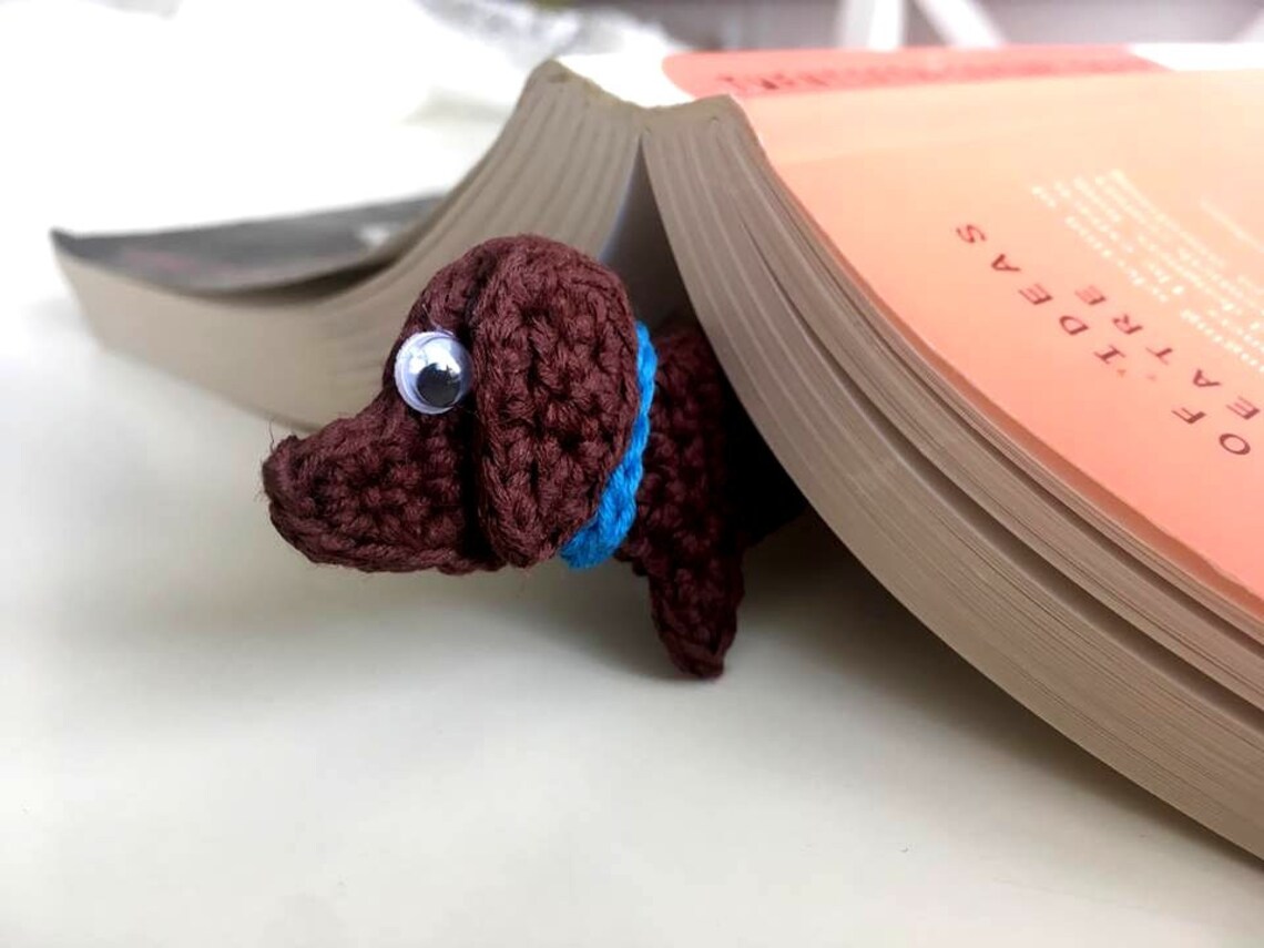 Crochet Dog Bookmark Dachshund Bookmark Book Lover Gift Etsy