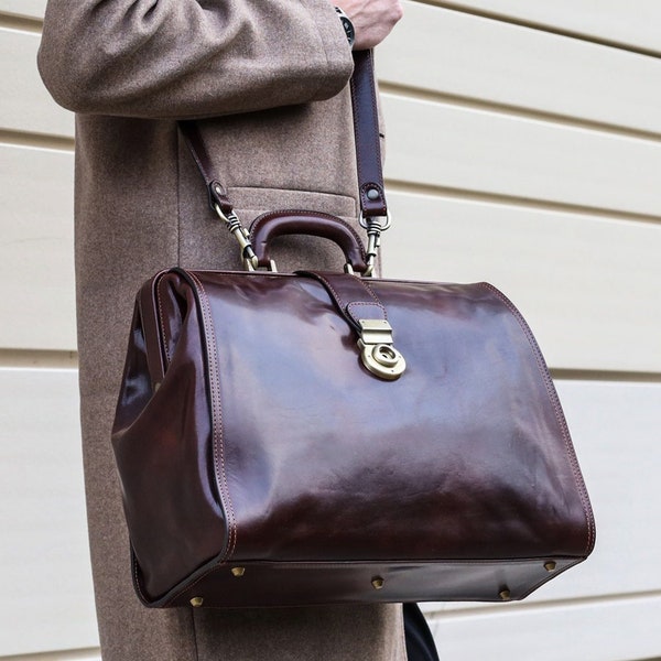 Leather Doctor Bag, Brown Medical Bag, Personalized Leather Handbag, Full Grain Leather doctors Bag, Graduation Gift for Doctor