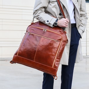 Leder-Kleidertasche, personalisierter Anzugträger, dünnes Vollnarbenleder-Kleiderschutztasche, Weihnachtsgeschenk für Freund