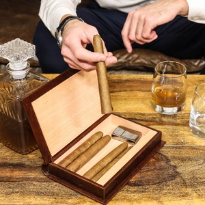 Scatola per sigari in pelle, custodia per sigari pieno fiore, scatola regalo per gli sposi, umidificatore per sigari, regalo di anniversario per fidanzato, regalo di anniversario per uomo