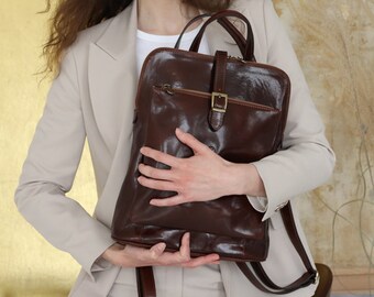 time resistance leather backpack