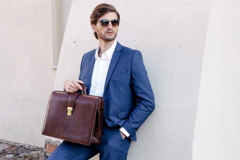 Brown Large Leather Briefcase - The Firm - Time Resistance