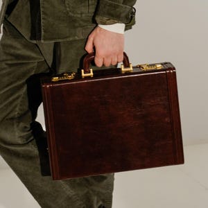 Maletín de mano para hombre, maletín rígido, maletín de cuero marrón, bolso de trabajo para hombre, bolso para portátil de 15 pulgadas, regalo de Navidad para él