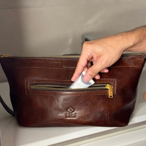 Trousse de toilette en cuir, trousse de toilette de luxe pour homme, kit Dopp marron, cadeau personnalisé pour garçons d'honneur, trousse à cosmétiques faite main pour lui, cadeau d'anniversaire