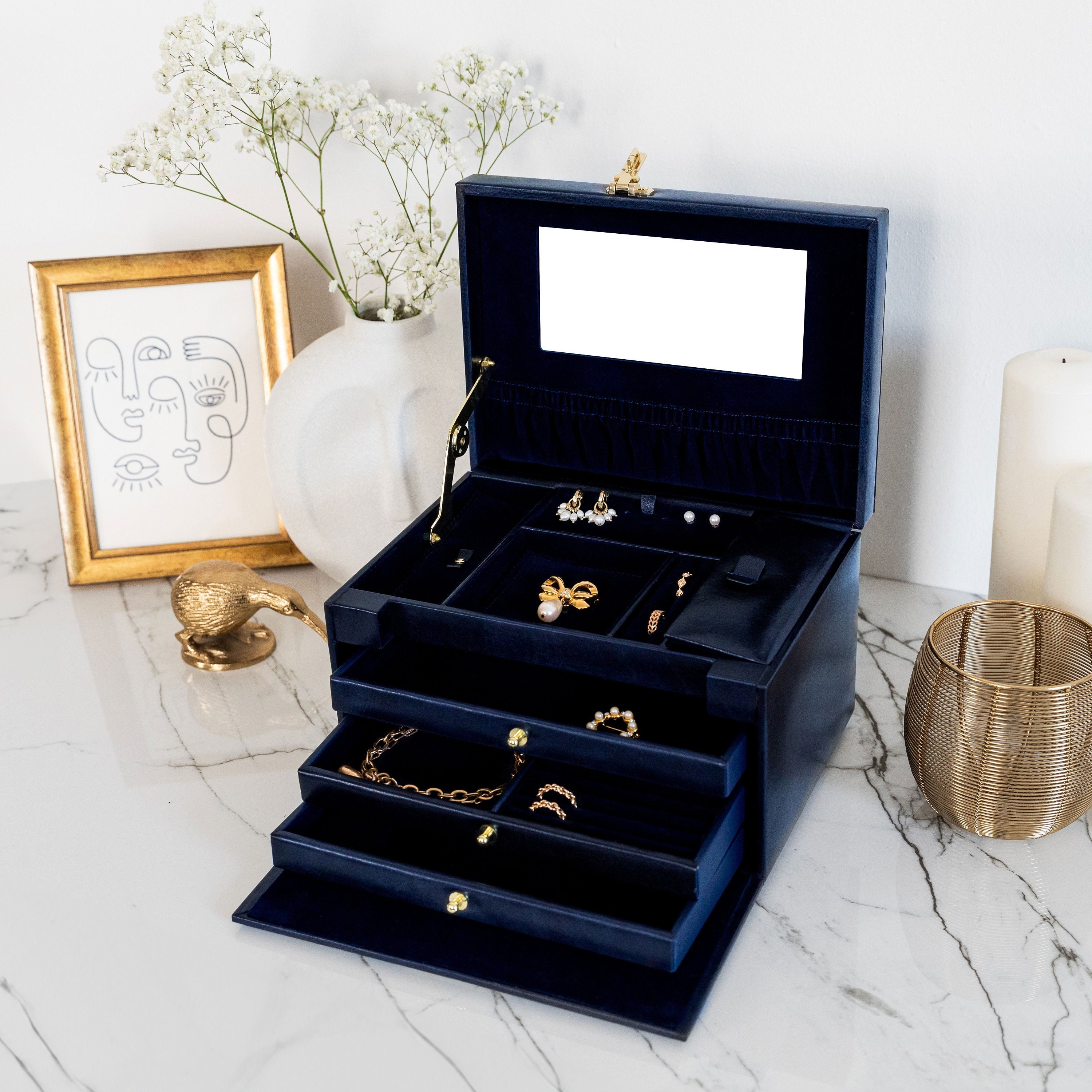 Lockable Leather Jewelry Box with Mirrored for Necklace Ring Earring Storage  - China Jewelry Boxes and Necklace Ring Box price