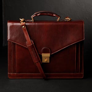 Maletín de cuero clásico para hombre, bolso personalizado, bolso para portátil de 15 pulgadas, bolso de hombro, regalo de aniversario para él, regalo de graduación