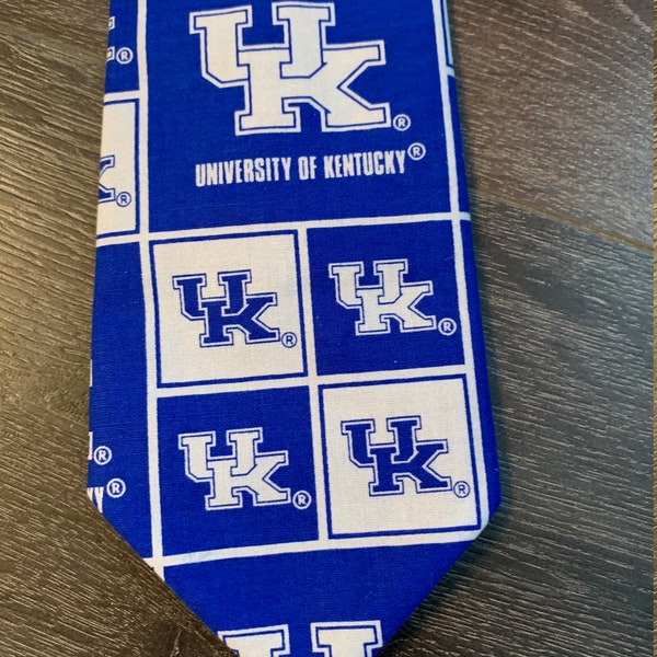 Novelty necktie, Mens novelty tie, Tie made with University of Kentucky fabric, Gift for him, fun necktie, Football tie, College football