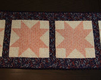 Half Square Triangle \u2013 QUILTED TABLE RUNNER \u2013 Brown Red /& Green