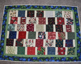 Scrappy Christmas Square Design – LAP QUILT – Christmas Colors