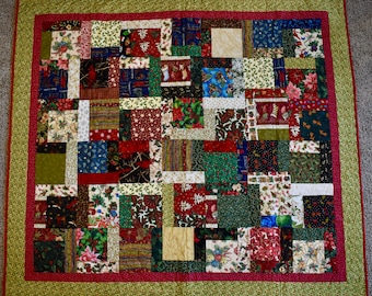 Scrappy Christmas Square Design – LAP QUILT – Christmas Colors
