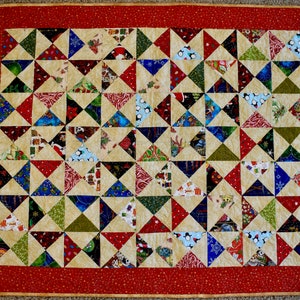 Bowtie Christmas Design – LAP QUILT – Christmas Colors