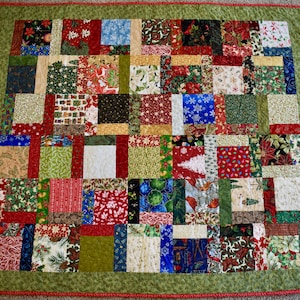 Scrappy Christmas Square Design – LAP QUILT – Christmas Colors