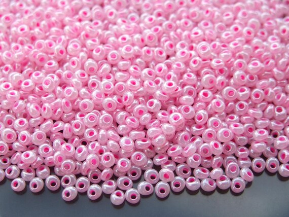 Toho MAGATAMA Seed Beads 3mm CEYLON FUCHSIA 2.5 Tube