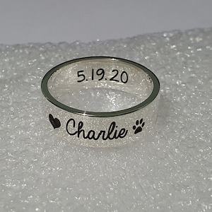 6 mm RING mit HUNDE NAMEN Individuell gravierte, personalisierte Pfotenabdruck Ring, Katze Haustier Liebhaber Geschenk, massives Sterling Silber Band, Haustier Schmuck