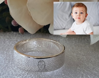 ENGRAVED PHOTO RING, Actual Portrait Ring, Personalized Rings with children names gift for new mom, custom unique mothers ring for daughter