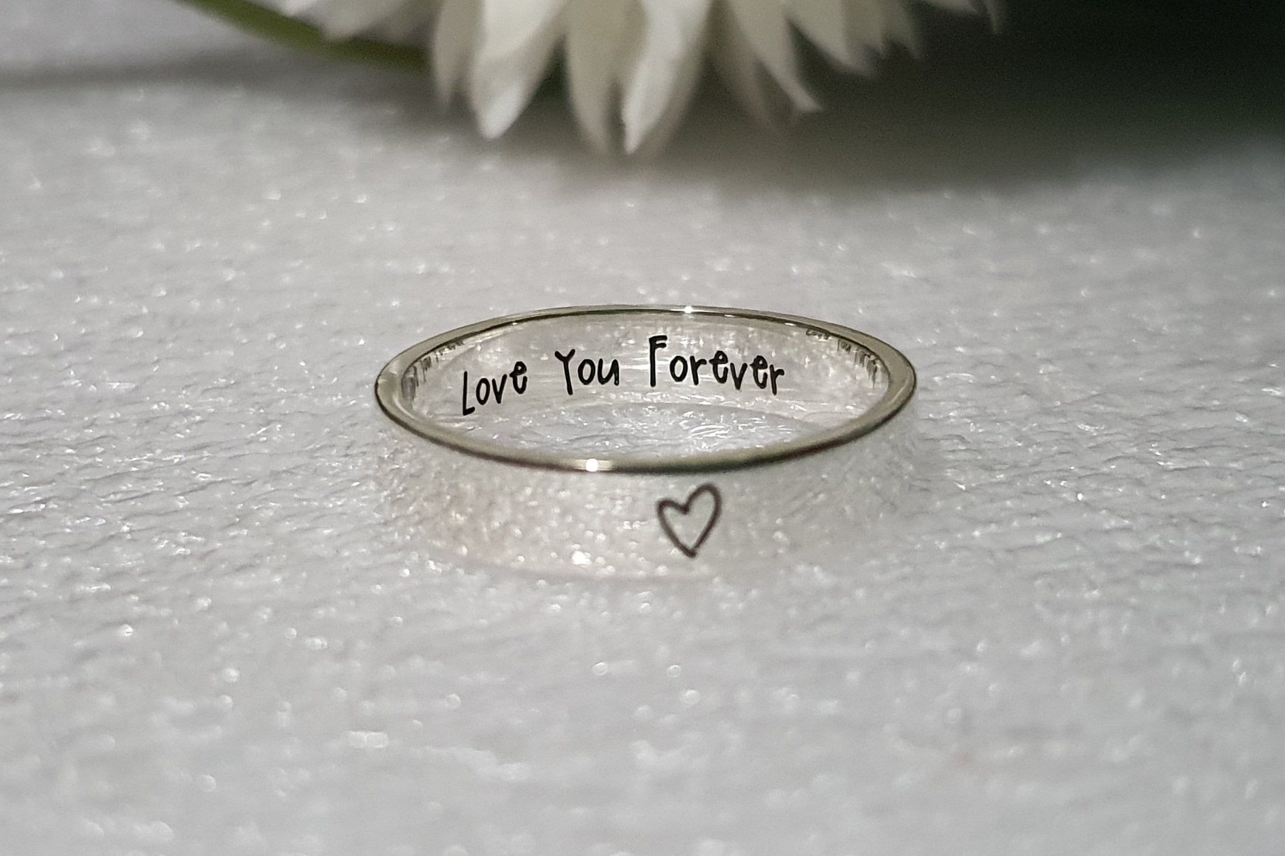 【Grace Personalized】RANAEリング Personalized Gothic Initial Signet Ring: 14k Gold Filled