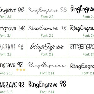 Pu&ograve; includere: Una griglia di 12 diversi stili di font per il testo "RingEngrave 98". Ogni stile di font &egrave; etichettato con una dimensione del font, che va da 2,1 a 2,14.