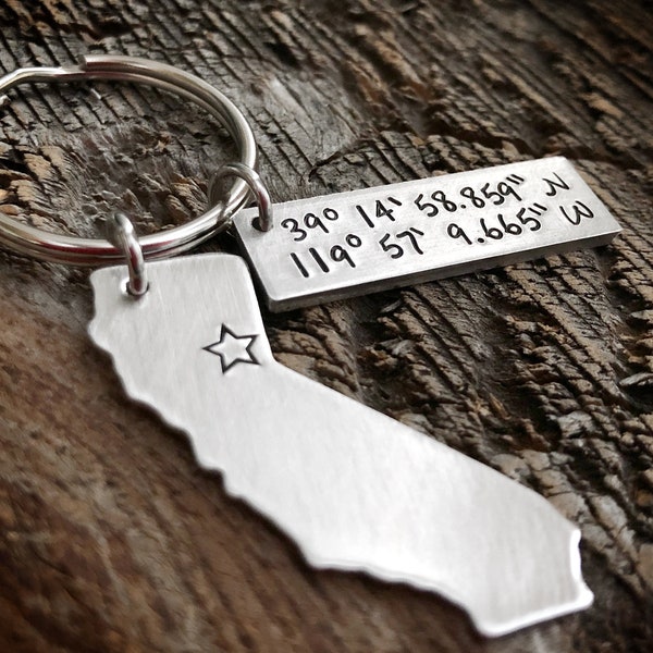 Coordinates Keychain, Coordinate Keychain, State Keychain, Anniversary Location Gift Idea, Going away gift, Moving Gift, Coordinates Gift