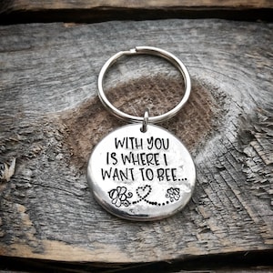 Bee keychain, Long distance relationship keychain, long distance relationship gift, girlfriend gift, gift from boyfriend, miss you gift