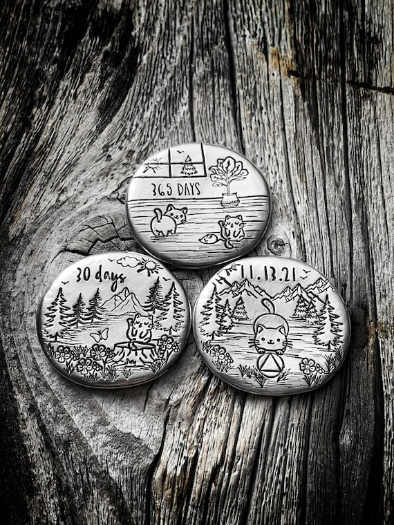 Sober Sister Kitty Sobriety Token, Sobriety Gift for Mom, Sobriety gift for Girlfriend, One Day At A Time, Inspirational Gift for Her Wife