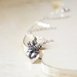 Collier Claddagh irlandais en argent sterling de 18 pouces chaîne en argent sterling bijoux minimalistes cadeau d&#39;anniversaire de mariage bijoux irlandais celtique