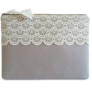 Clutch, hellgrau mit Spitze Natur Nr. 12 Bild 1