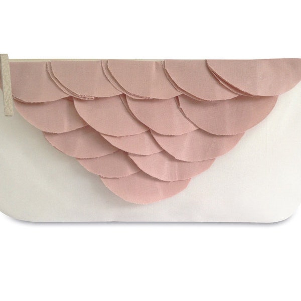 Clutch, ivory with circles in powder (circles are available in many colors)