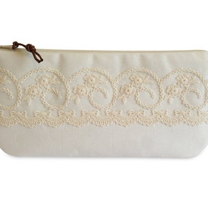 Clutch, Ivory mit beiger Spitze Schleife Bild 1