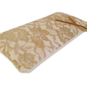 Clutch, Ivory mit goldener Blumenspitze 9 Bild 2