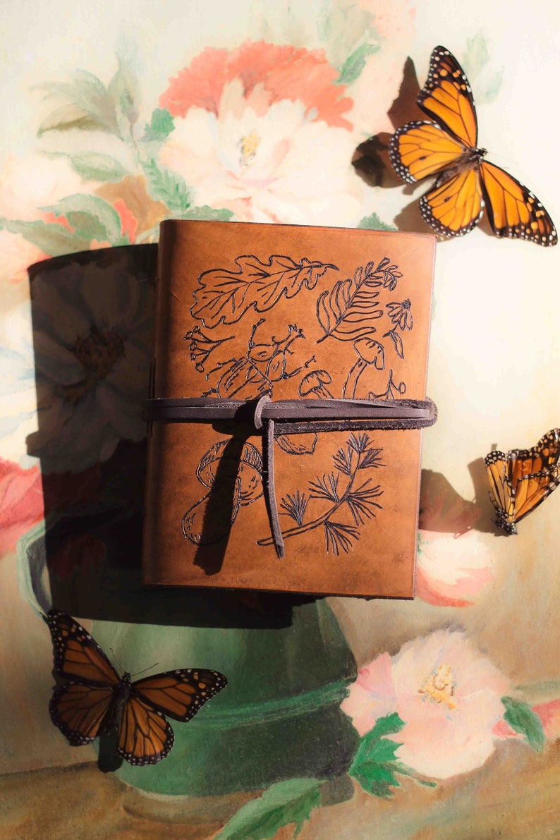 Handmade Nature Leather Journal / Blank Notebook / Engraved Nature Journal / Gift For Her / Valentines Gift image 1