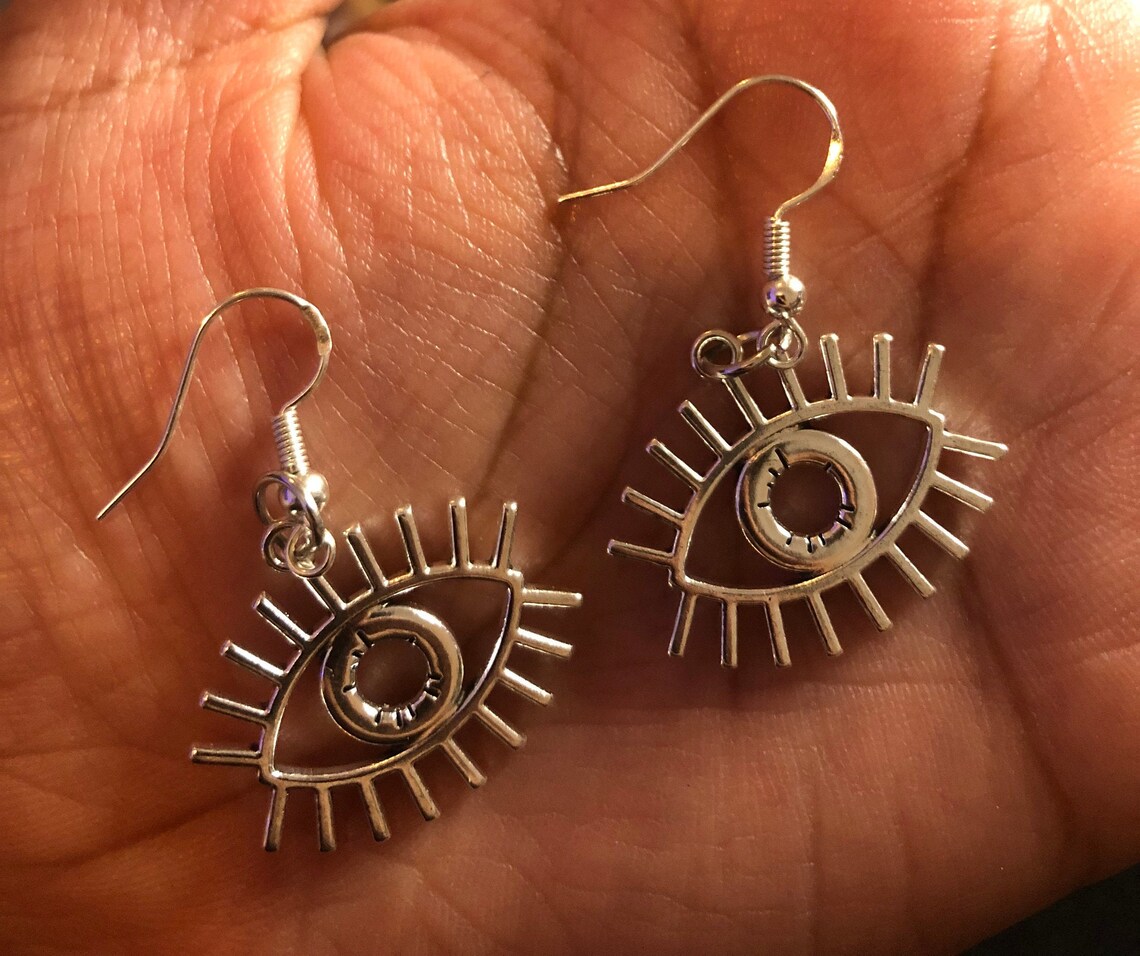 Ojo de plata de los pendientes de Horus Etsy