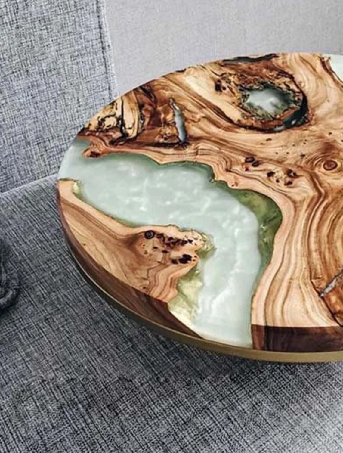 C Table Epoxy Epoxy Round Table Acacia Wood Round With Epoxy Etsy