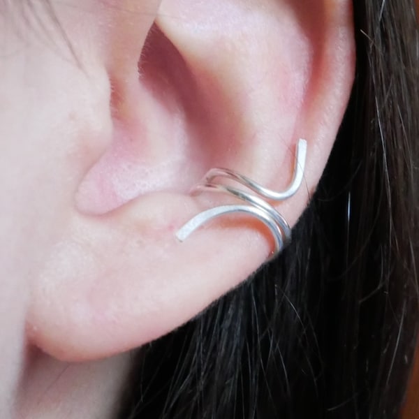 Ear Cuff - 950 silver ear ring - minimalist jewelry - fake piercing