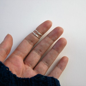 Lot de 2 bagues de phalange en argent sterling forme en V ajustables bijoux minimalistes image 4