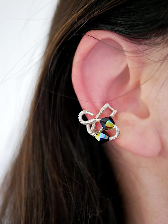 Fine Ear Cuff Woven in Silver Wire and Swarovski Pearl - Etsy display picture 1