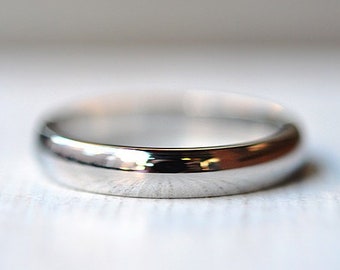 18k White Gold Stainless Steel Wedding Band, 4mm Polished Ring, Waterproof, Non Tarnish