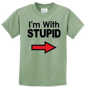 I&#39;m With Stupid Black Print Kids Tee T-Shirt BLKSTUPID-PC61Y